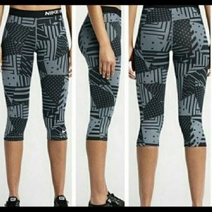 Nike Pro Dri-fit Capri leggings size med